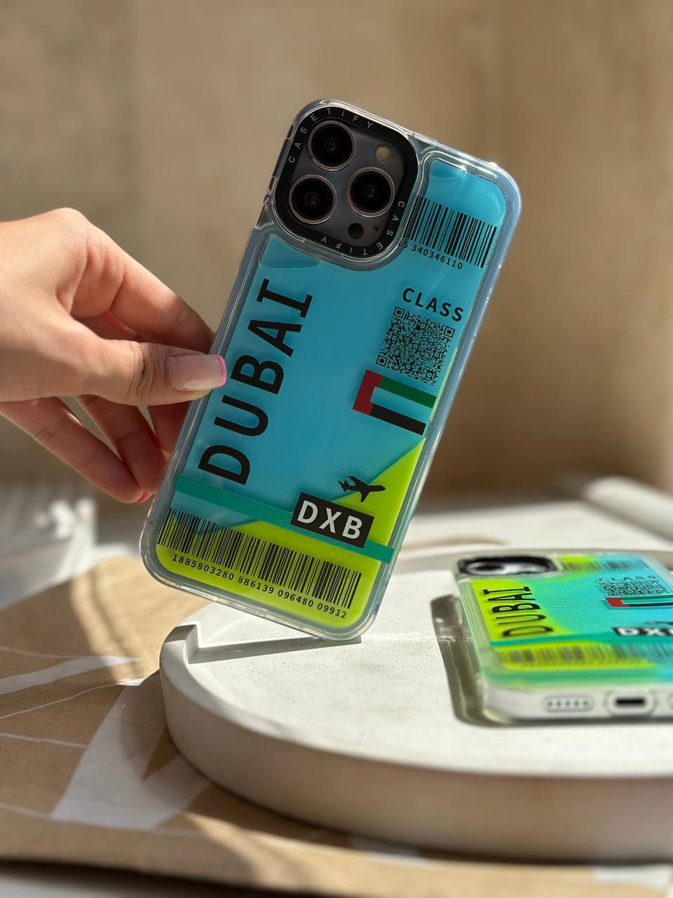 قاب آکواریومی دبی Blacklight Dubai