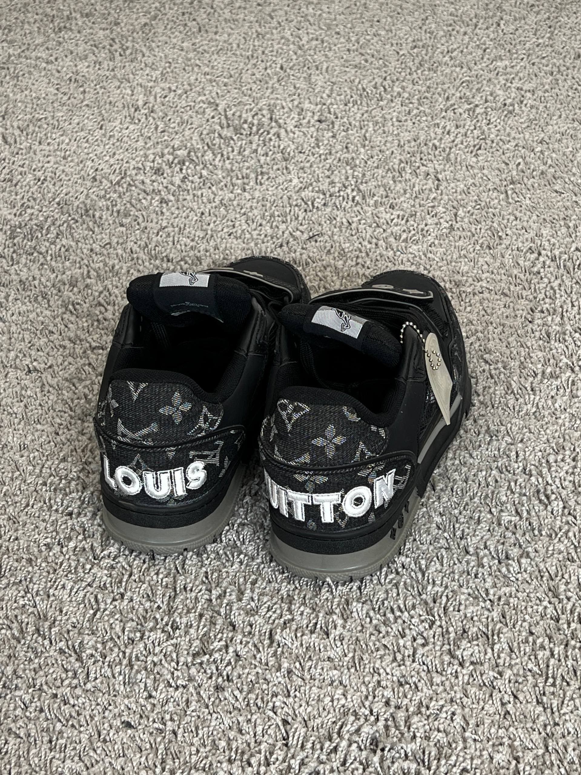 کتونی چسبی Louis Vuitton مشکی کد 77258AB — تصویر ۲