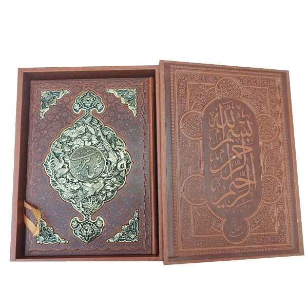 شمس تبريزي گلاسه جعبه دار چرم ومس رحلی(کد:1314) — تصویر ۳
