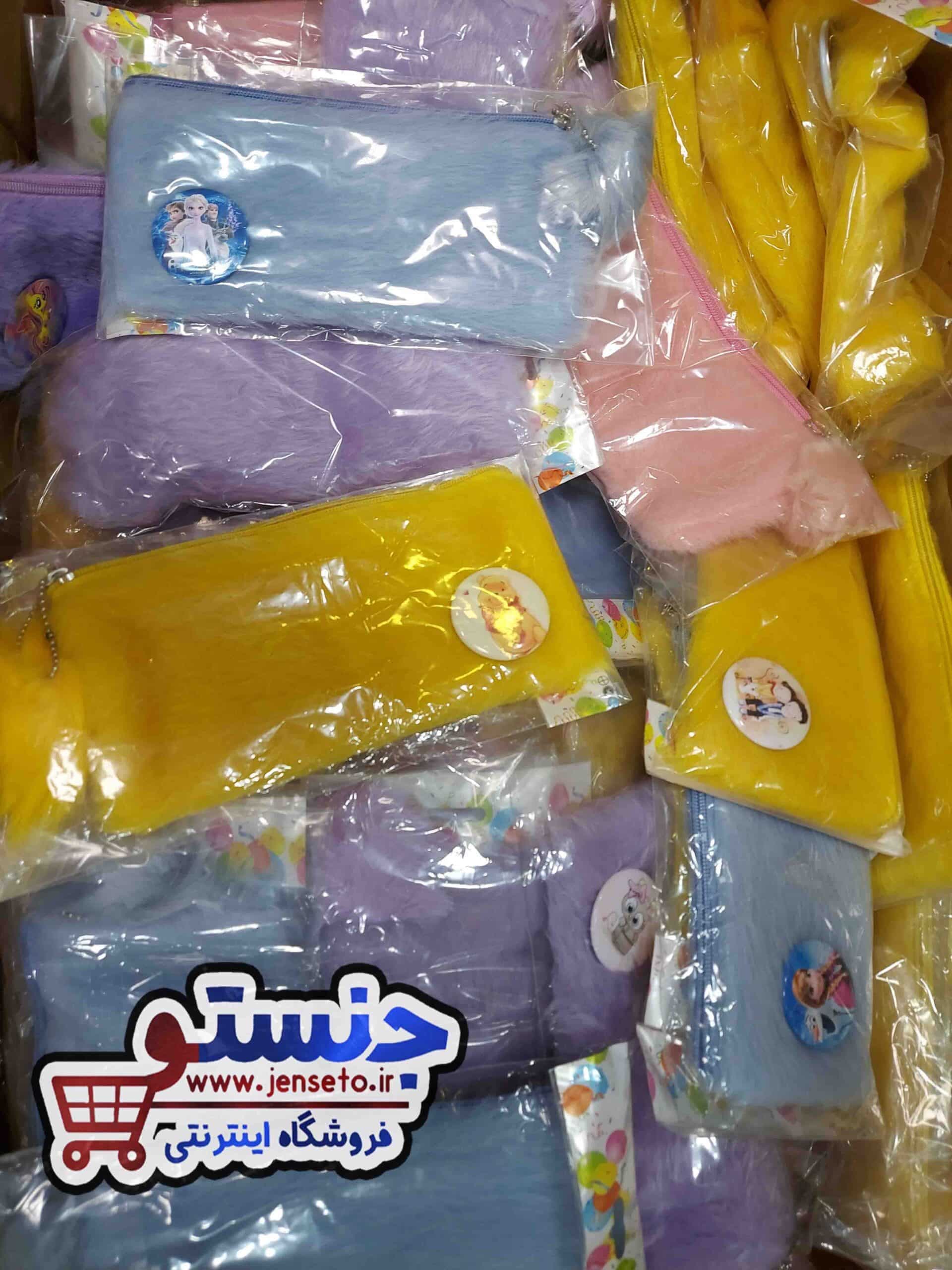 جامدادی دخترانه خز پیکسل دار pencil case کد 4012