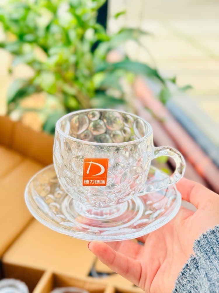 استکان نعلبکی مدل meteorite دلی گلس deli glass — تصویر ۲