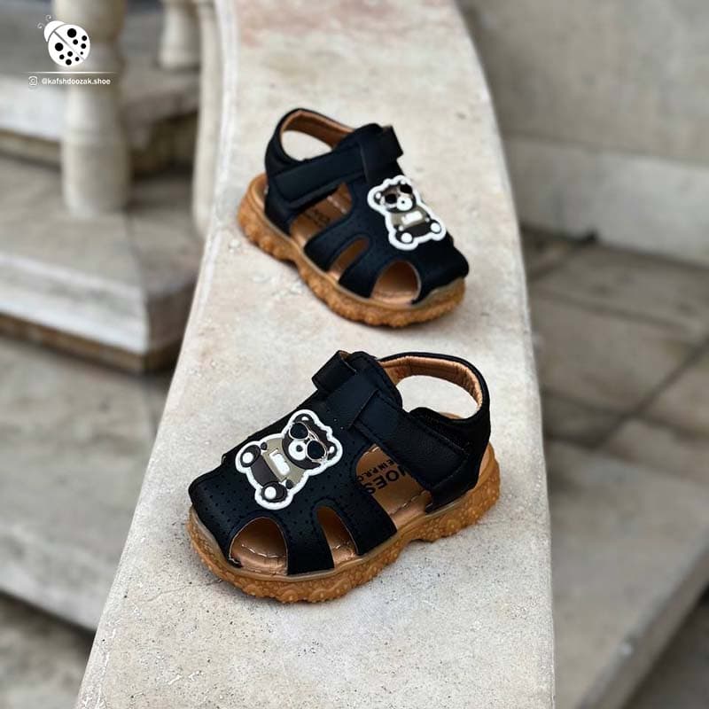 صندل تابستانی بچگانه طرح خرسی بسیار نرم مشکی | برند K.Shoes-K6885 | وارداتی — تصویر ۵