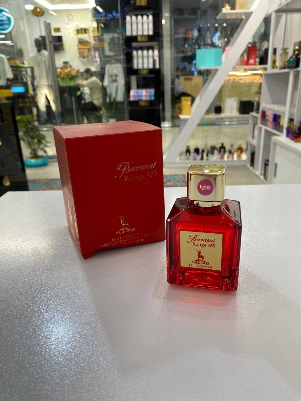 عطر و ادکلن والدمار باراکات رژ 450 قرمز (باکارات رژ 540) — تصویر ۲