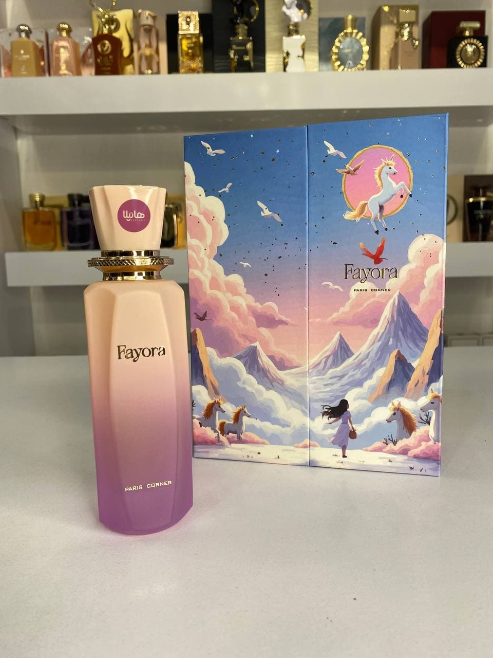 عطر و ادکلن پاریس کرنر مدل فایورا (زرجوف کازاموراتی داما بیانکا) — تصویر ۴