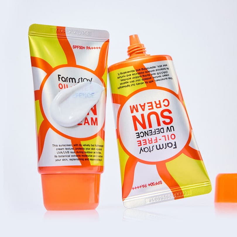 کرم ضدآفتاب فاقد چربی فارم استی مدل UV Defence — تصویر ۲
