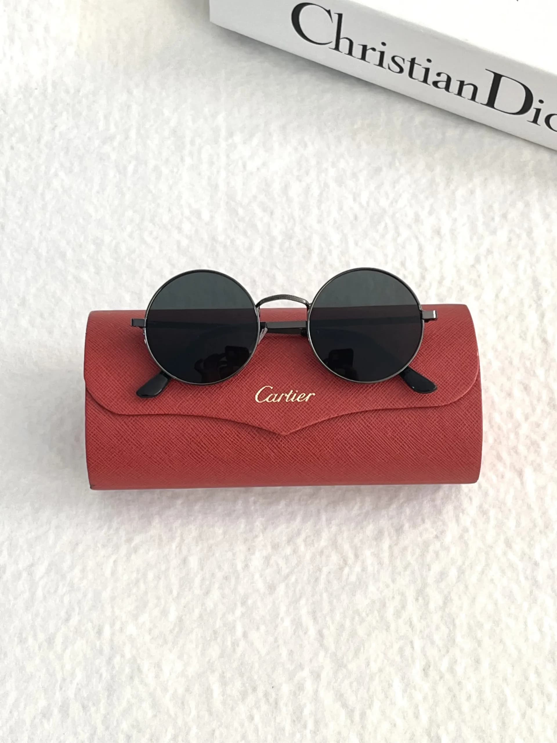 عینک آفتابی زنانه برند Gucci Uvi یووی 400 فریم فلزی اورجینال