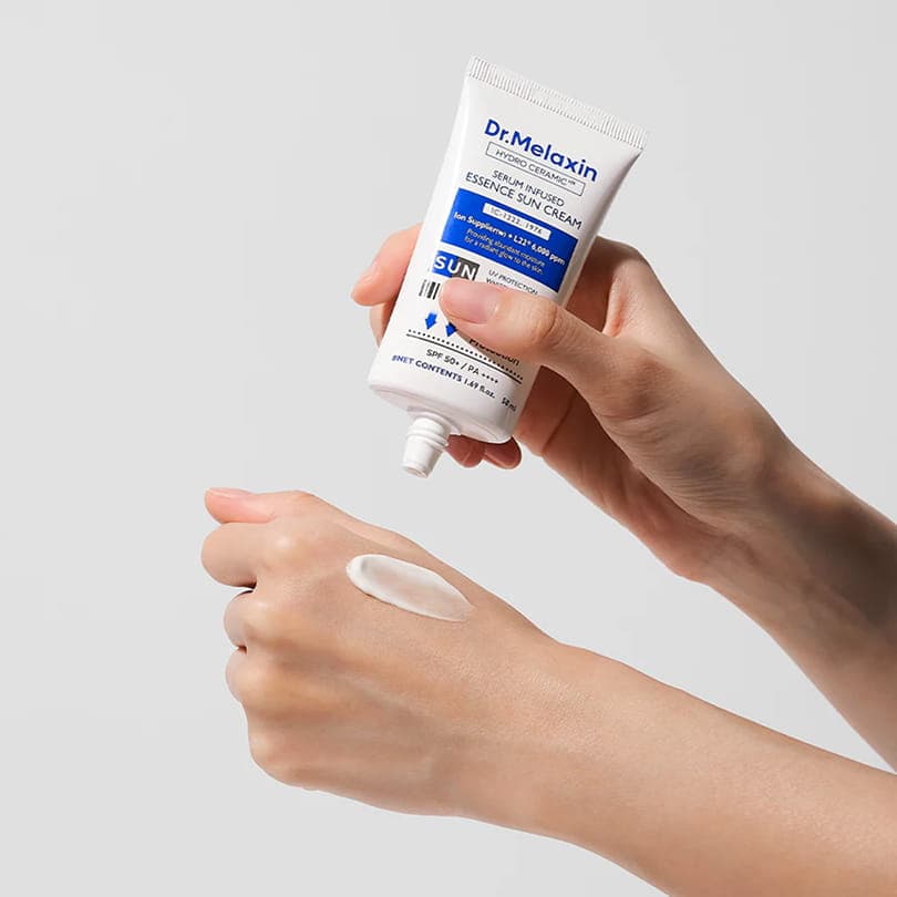 سرم ضد آفتاب هیدروسرامیک دکتر ملاکسین | SPF50+ — تصویر ۲