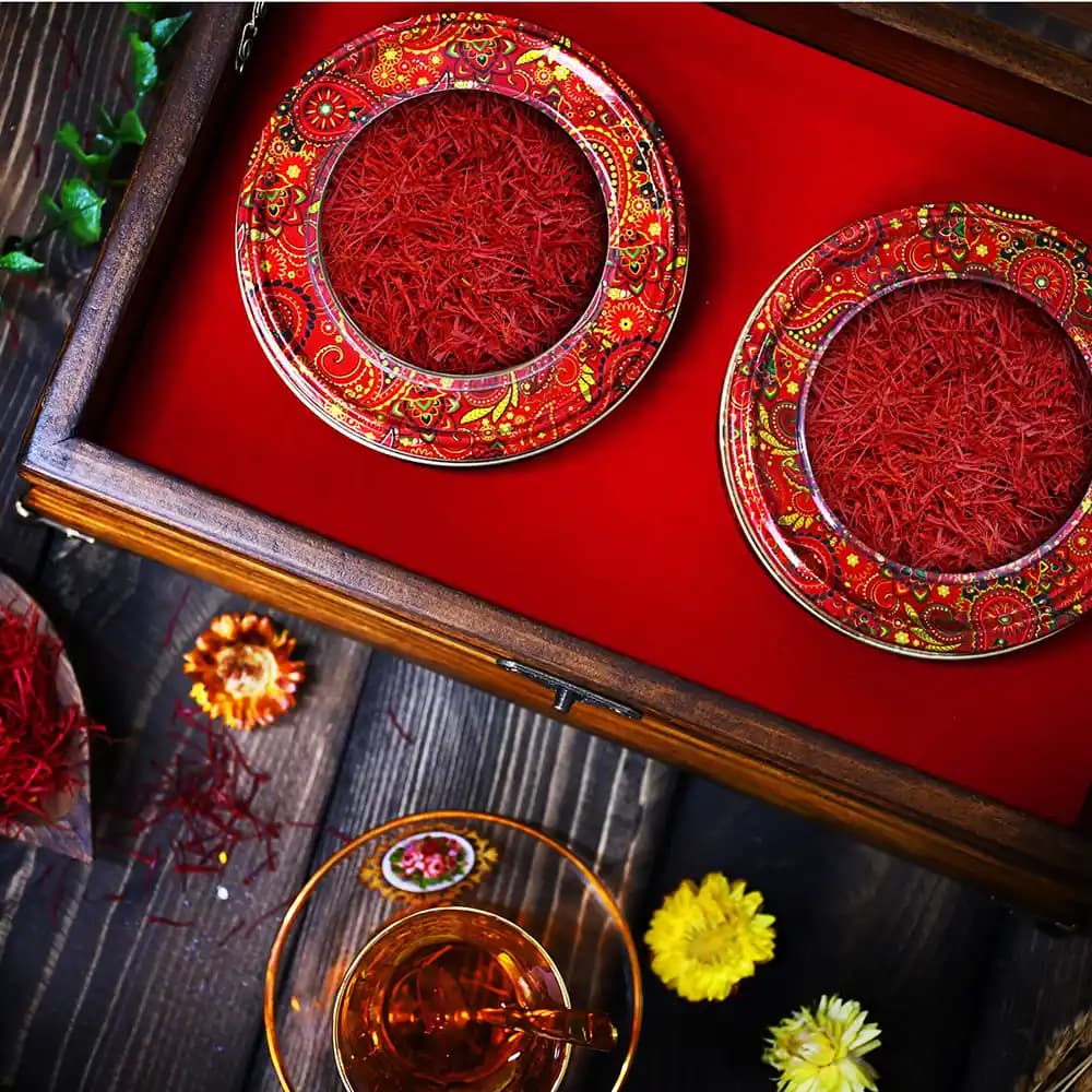 پک هدیه زعفران همادیس مدل زرین کد PZ 142 — تصویر ۳