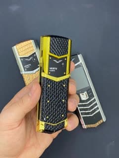 گوشی موبایل لاکچری طرح سیگنیچر ورتو VERTU V10 — تصویر ۱۱