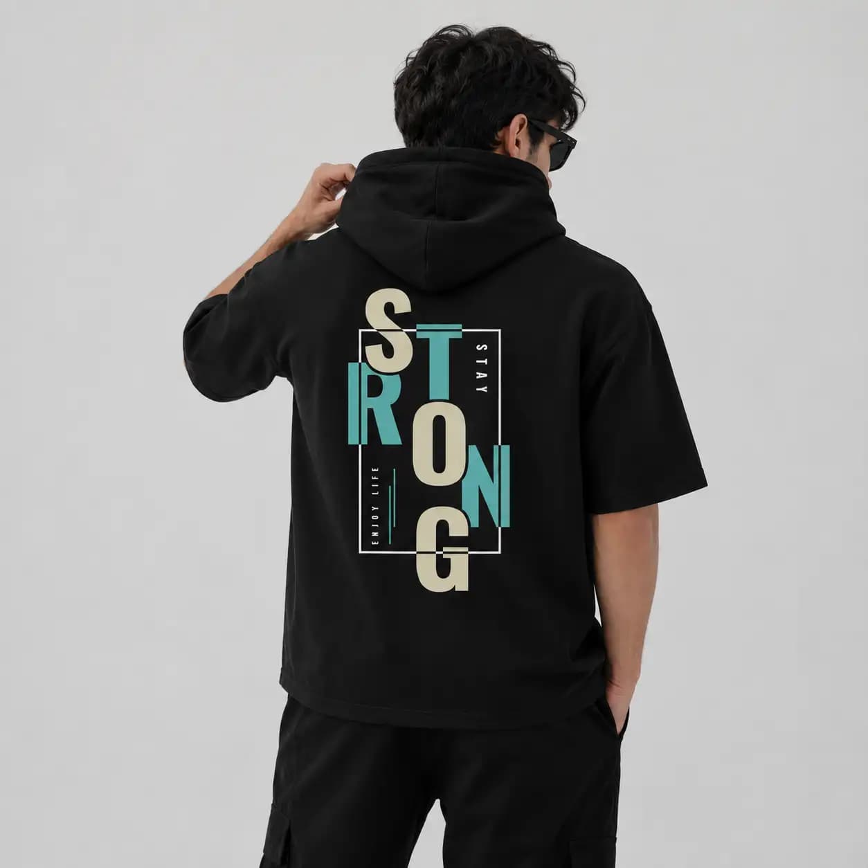 تیشرت کلاهدار نخ پنبه طرح strong — تصویر ۵