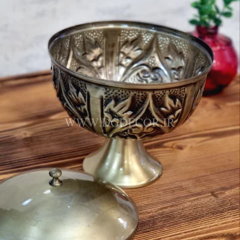 شکلات خوری پایه دار پیوتر بزرگ — تصویر ۴