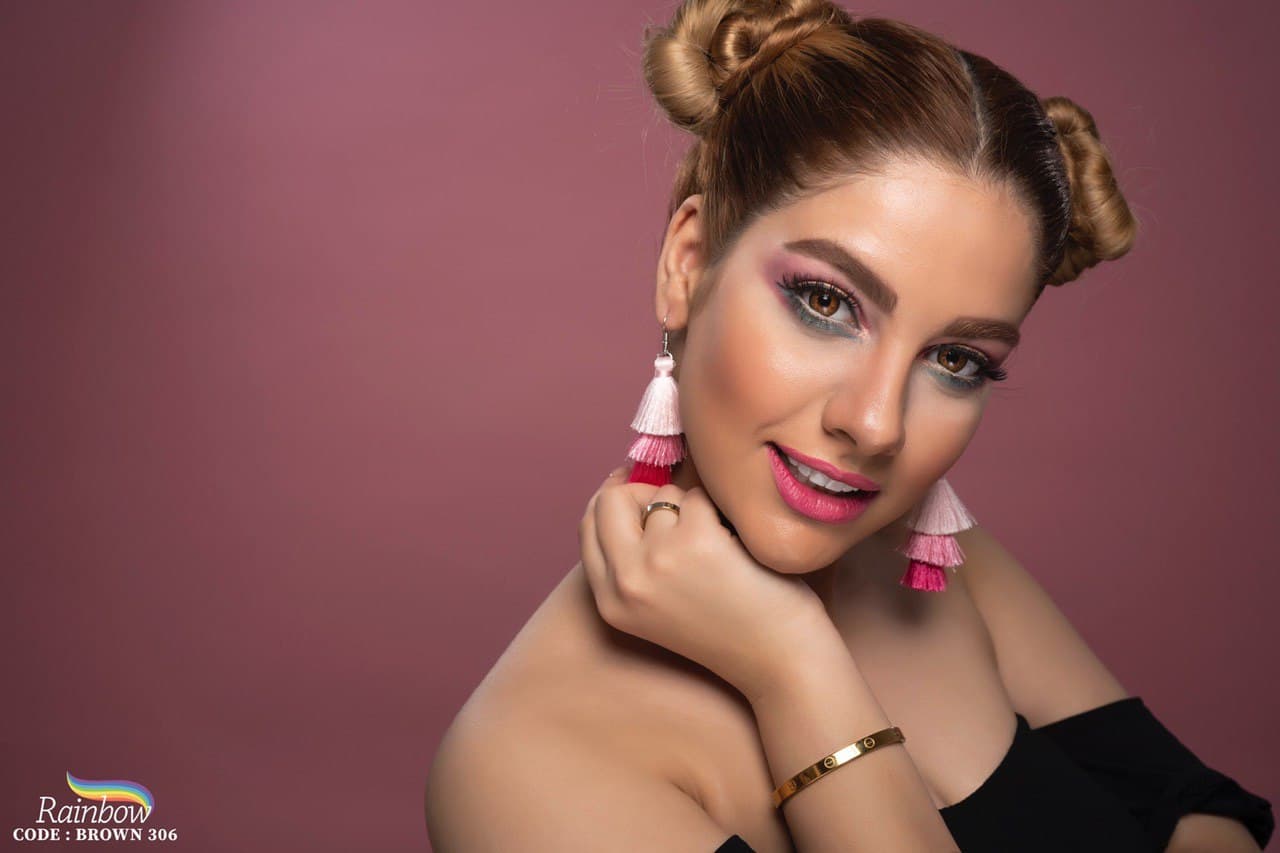 لنز قهوه‌ای با رده‌های عسلی brown 306 — تصویر ۲