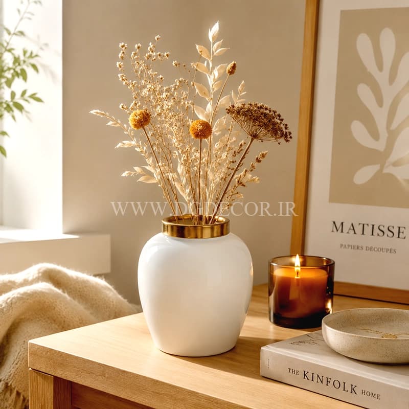گلدان شیشه ای لب برنجی دکوراتیو طرح مینیمال