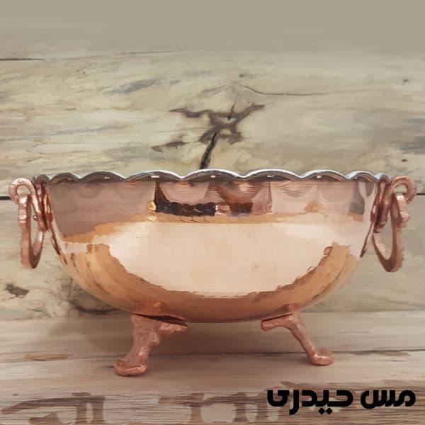 میوه خوری مسی سه پایه گوشواره دار — تصویر ۶