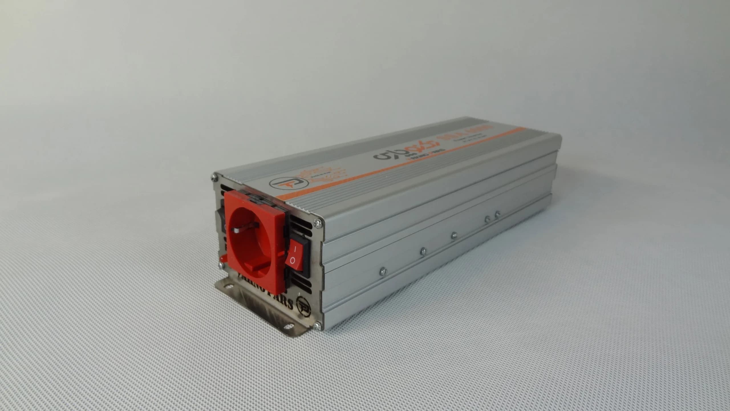 اینورترخورشیدی تکنو پارس SSA6000