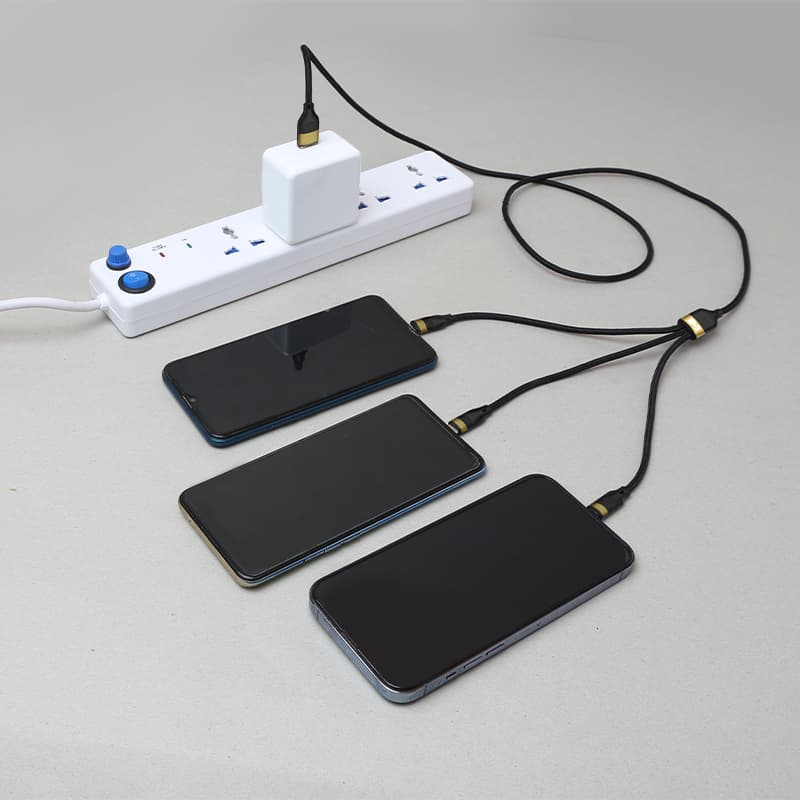 کابل شارژ USB-A به لایتنینگ-microUSB-USB-C کداک مدل USBC-5914-Golden — تصویر ۵