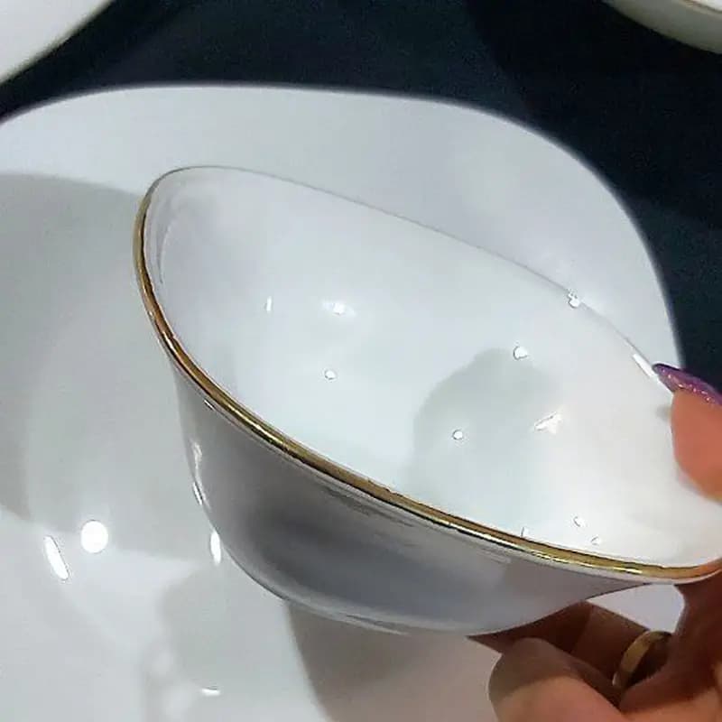 سرویس غذاخوری آرکوپال 26 پارچه مربع لب طلایی — تصویر ۳