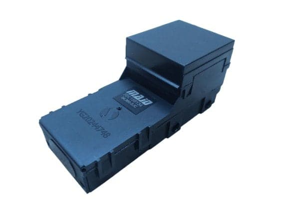 جعبه فیوز کالسکه 6 فیوز ABS(پژو 405،سمند،پرشیا)