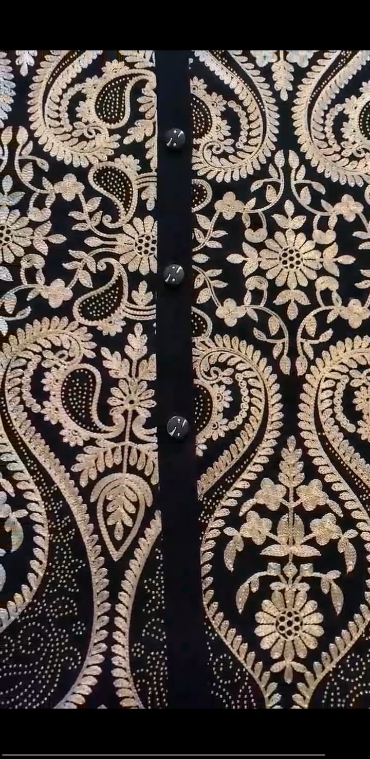 مانتو گلدوزی اسلیمی مجلسی — تصویر ۴