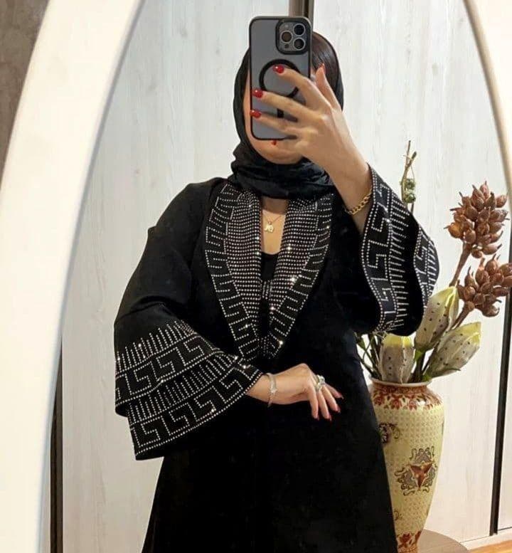 کت شلوار مجلسی آستین کلوش — تصویر ۳