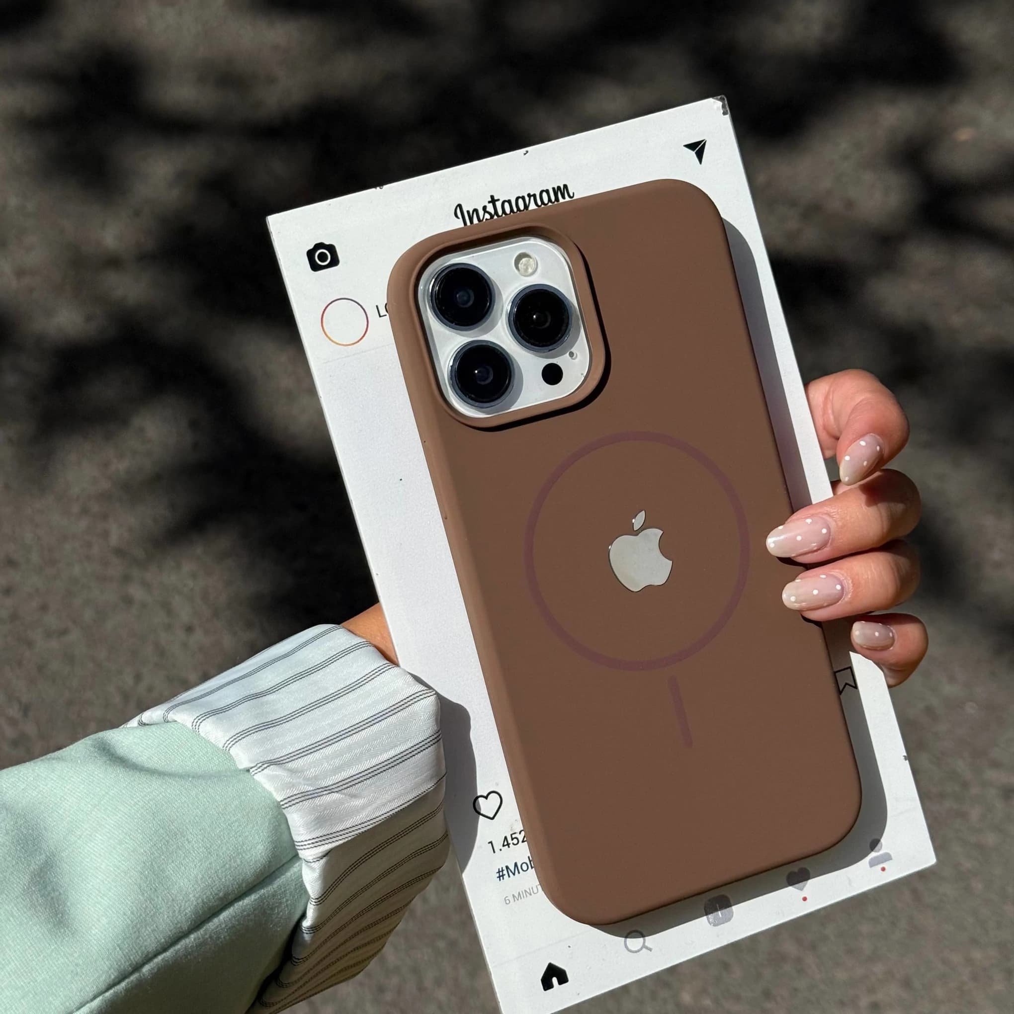 قاب گوشی سیلیکن مگسیف قابل سفارش با لوگو اپل(Silicone Magsafe ) — تصویر ۳