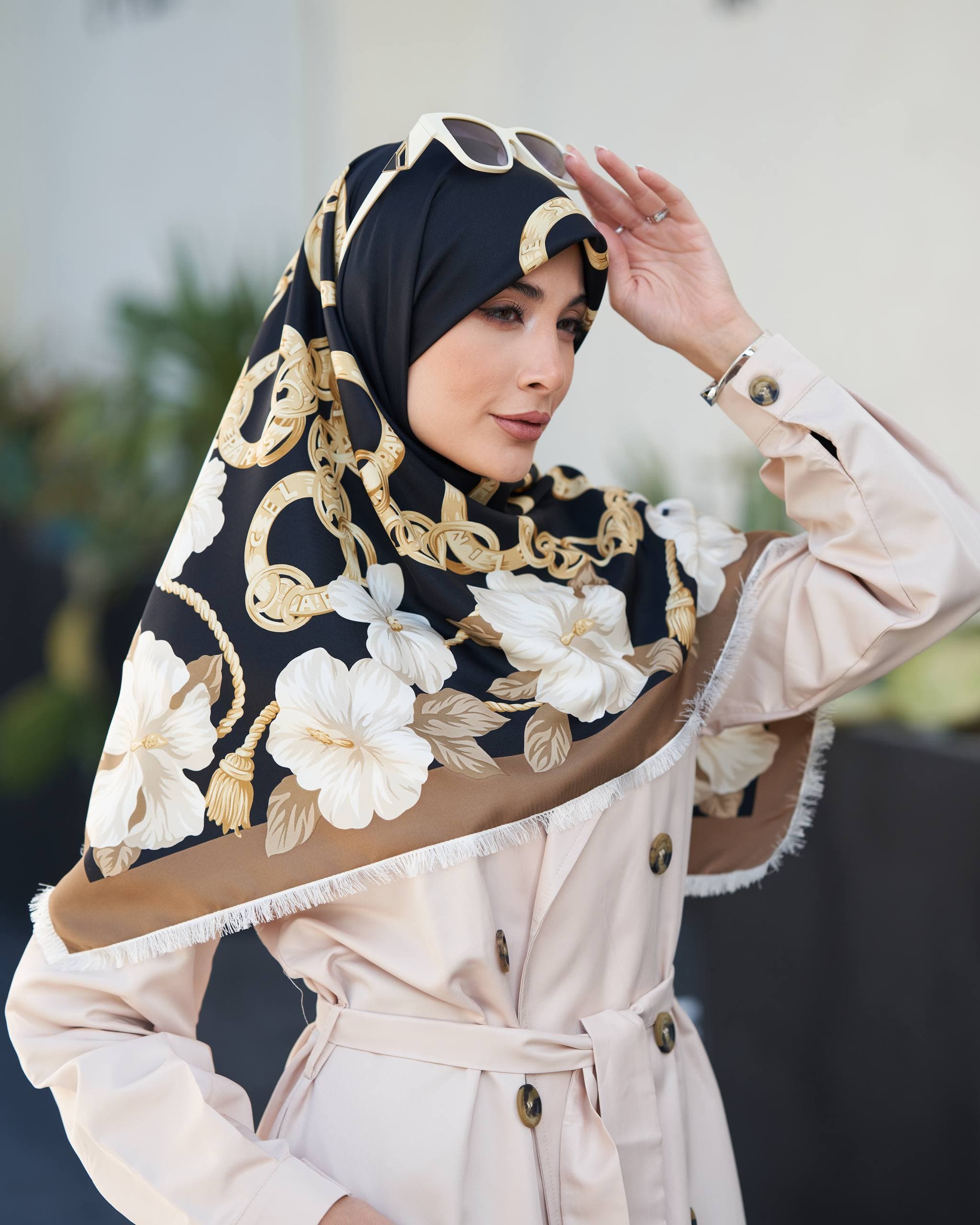 روسری ابریشم ریشه سوزنی سلین — تصویر ۴