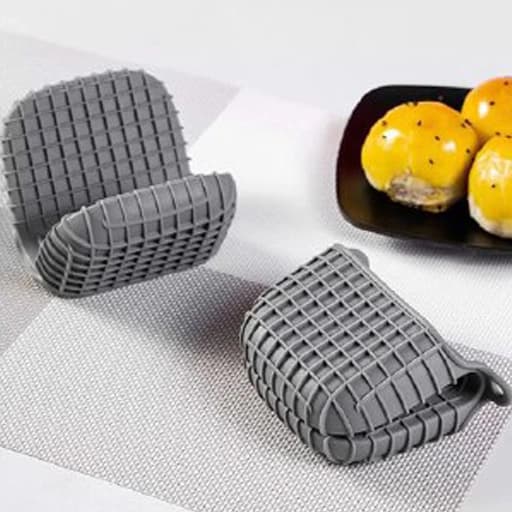 دستگیره دو عددی سیلیکونی طرح برجسته طوسی شنگیا