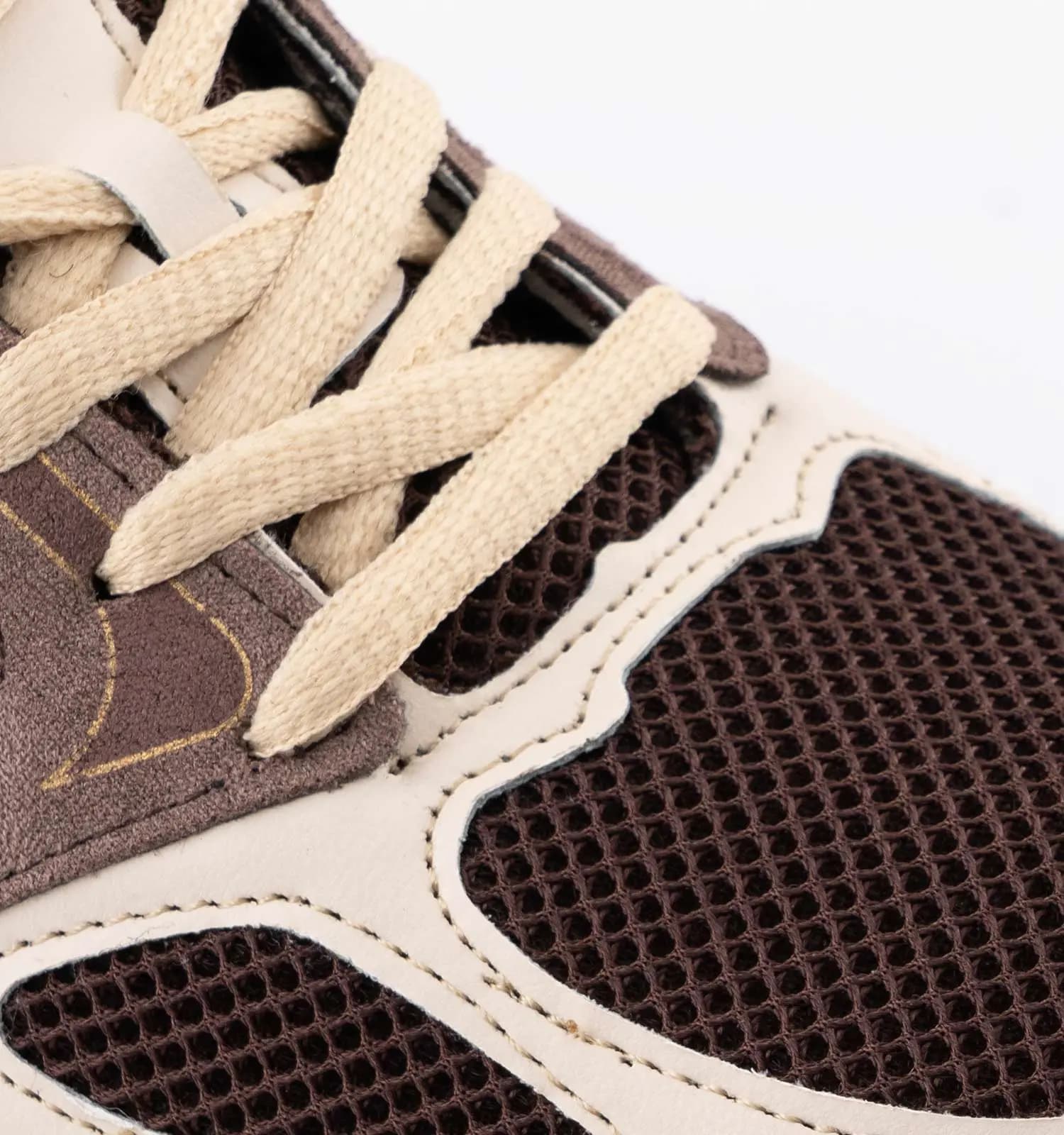 کفش مردانه اسپرت اشبالت قهوه ای Saucony — تصویر ۳