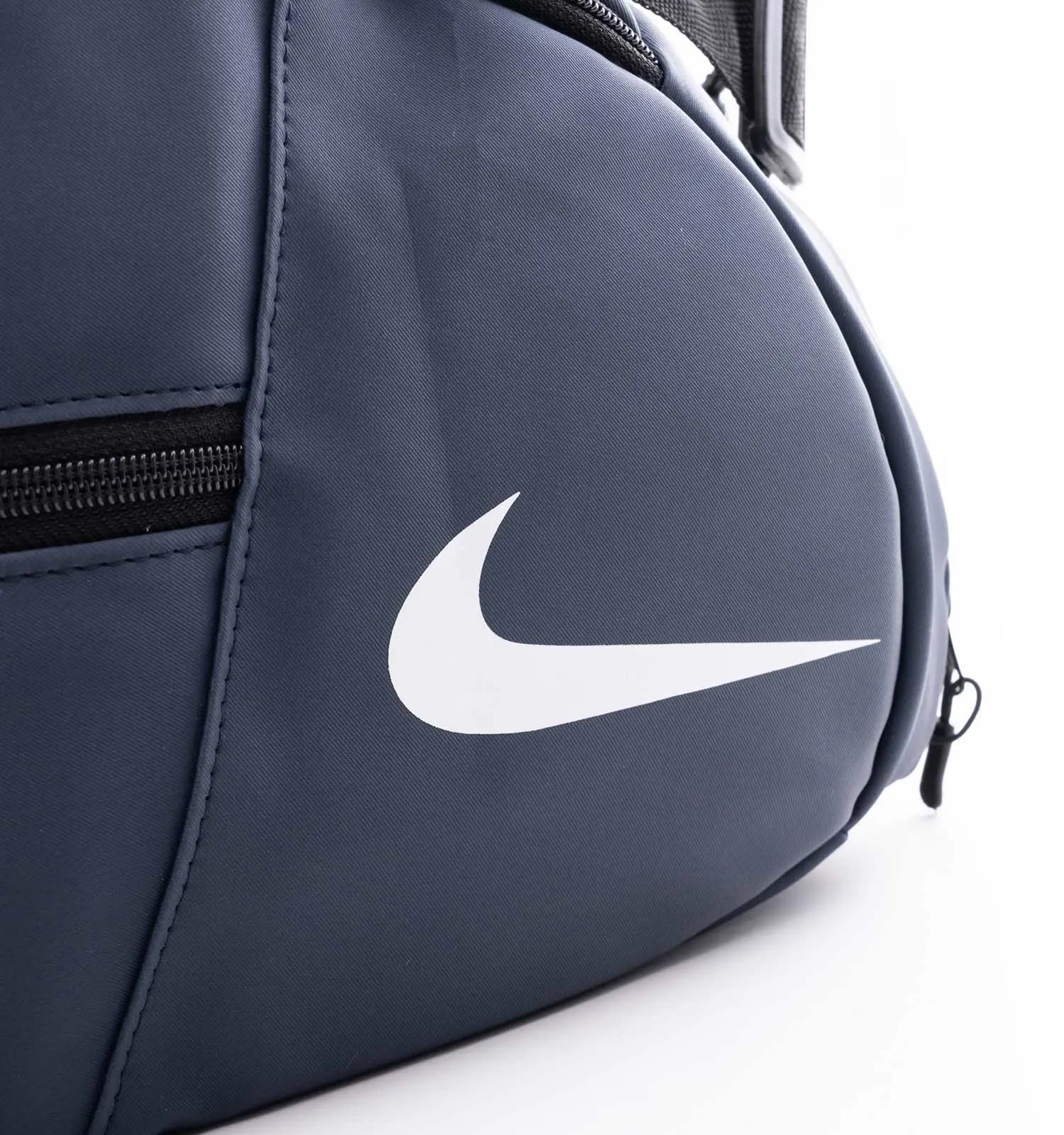 کیف ورزشی سرمه ای Nike — تصویر ۴