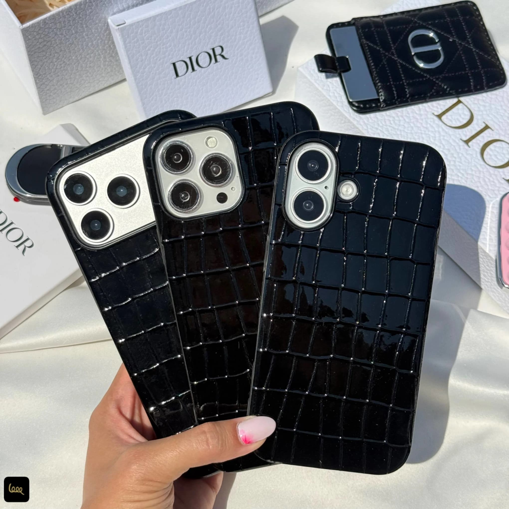 قاب گوشی چرمی دیور (Leather Case Dior) — تصویر ۲