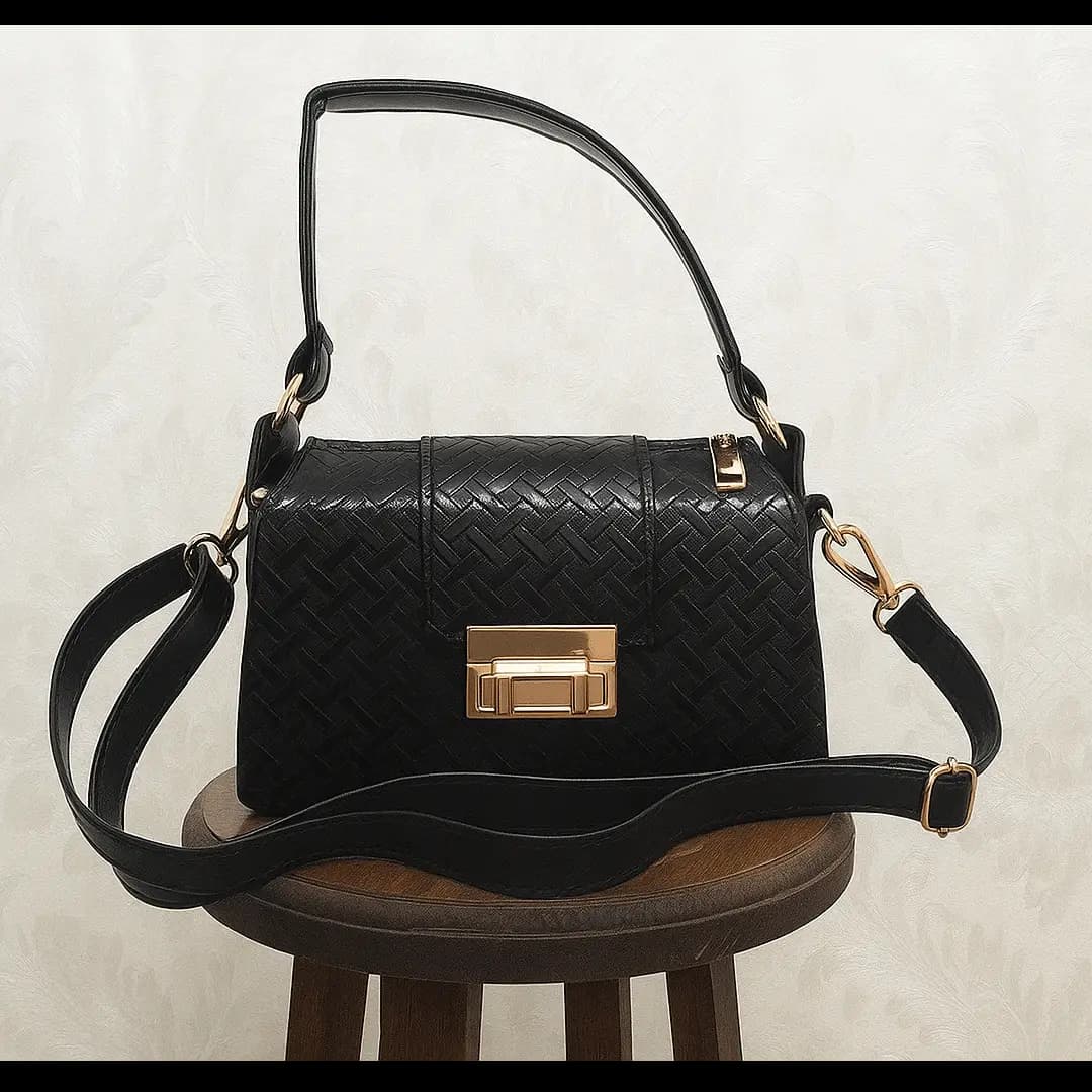 کیف زنانه ورنی بافت دار دوشی Kelly Bag