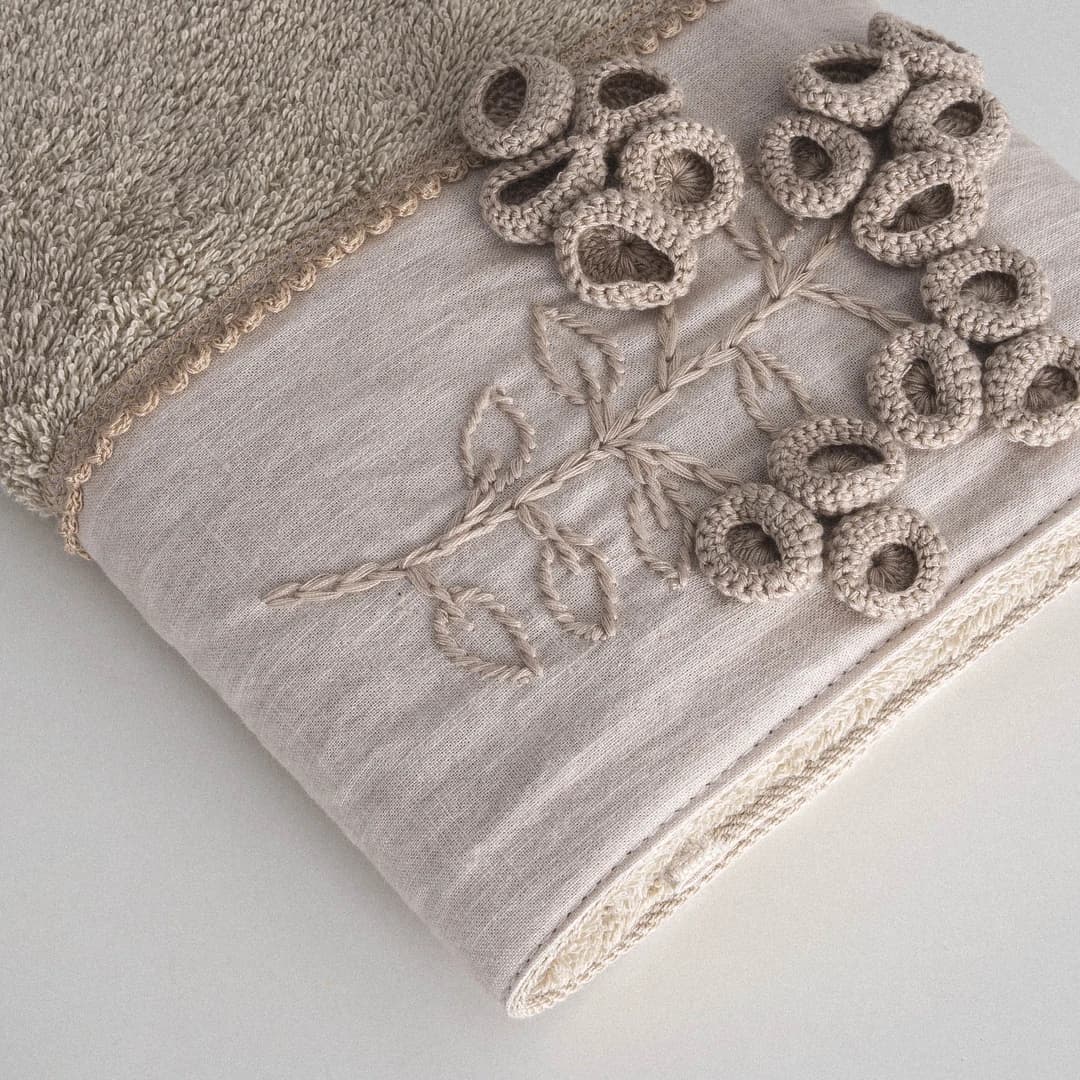 حوله صورت Masal — تصویر ۲