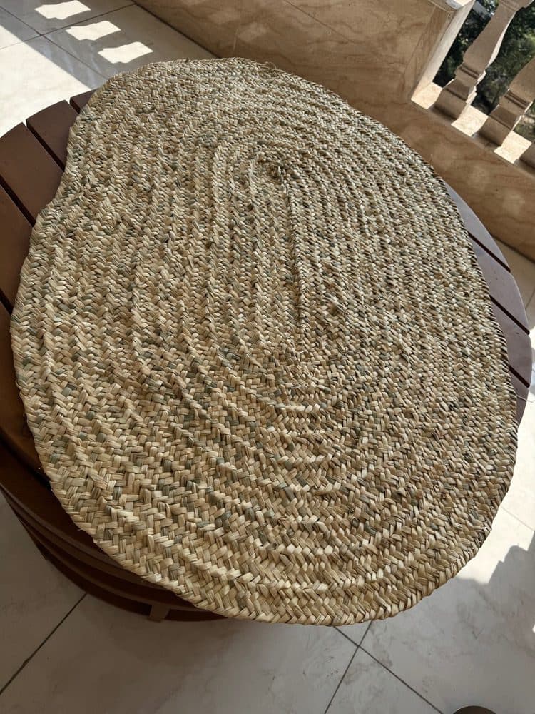 سفره حصیری ساده دست بافت طرح بیضی ؛ مناسب رومیزی یا دکور