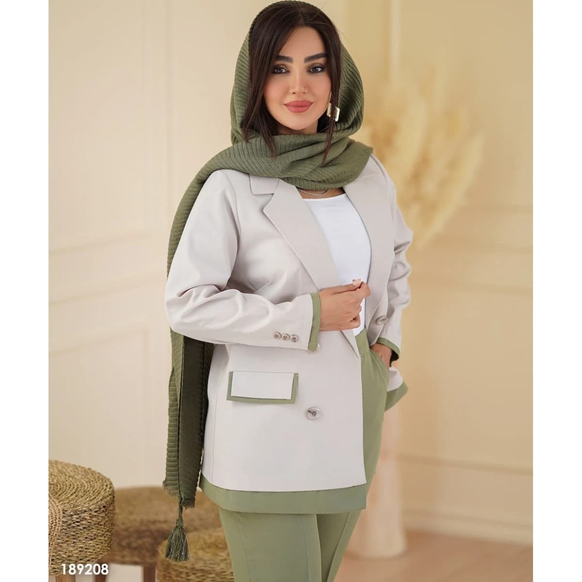 کت و شلوار زنانه مدل درنا — تصویر ۳