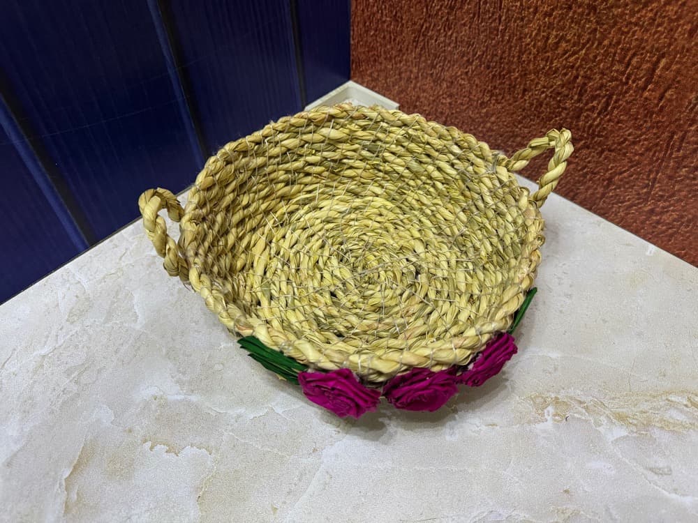 سبد حصیری نان گلدار — تصویر ۴
