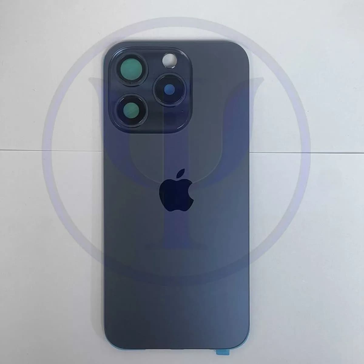 BACK COVER IPHONE 15 PRO TITANIUM WHITE — تصویر ۴