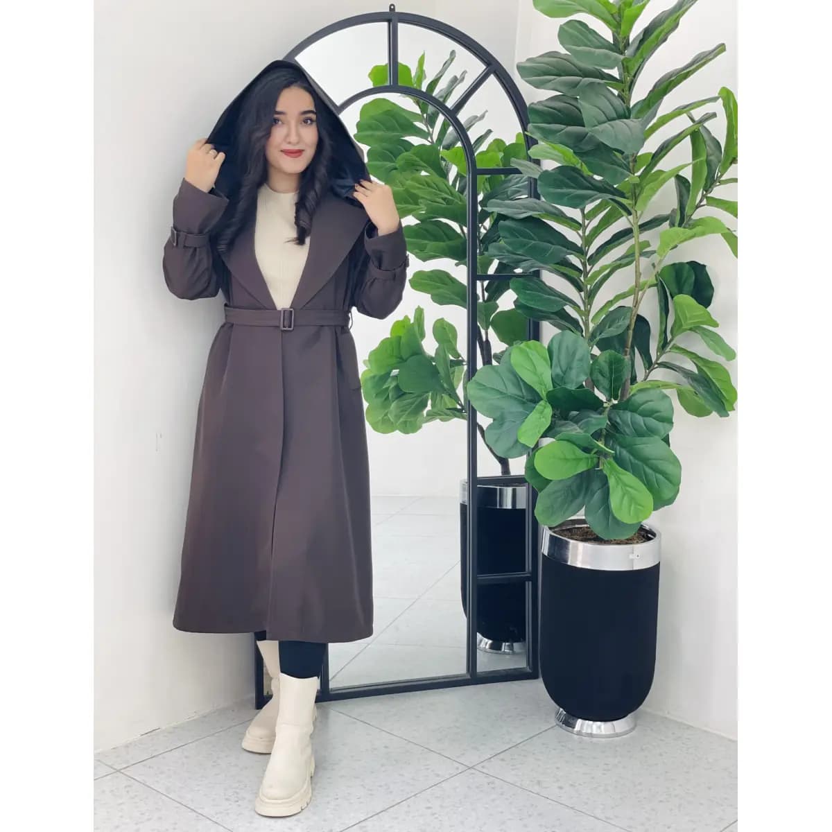 بارونی بلند مدل کایلین آستردار — تصویر ۳