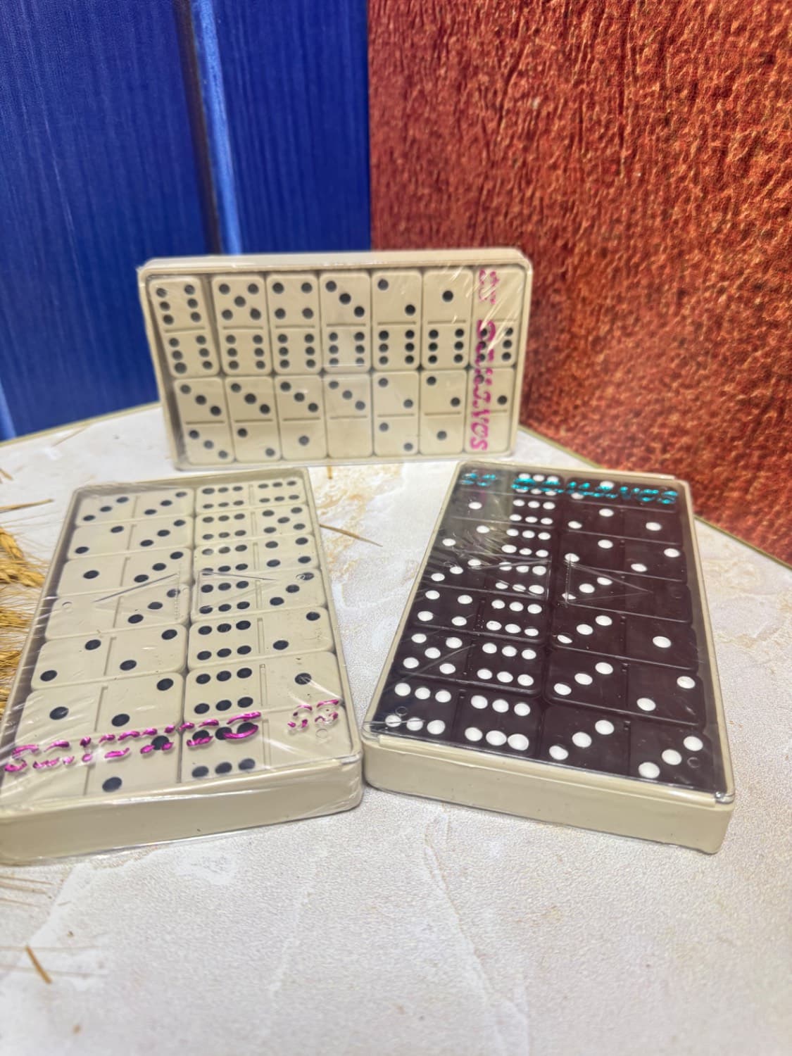 دومینو پلاستیکی — تصویر ۲