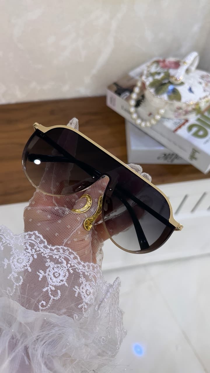 عینک آفتابی زنانه جیمی‌چو (Jimmy Choo) مدل بغل‌شاین