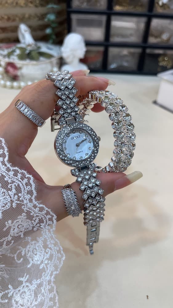 ساعت گوچی — تصویر ۳