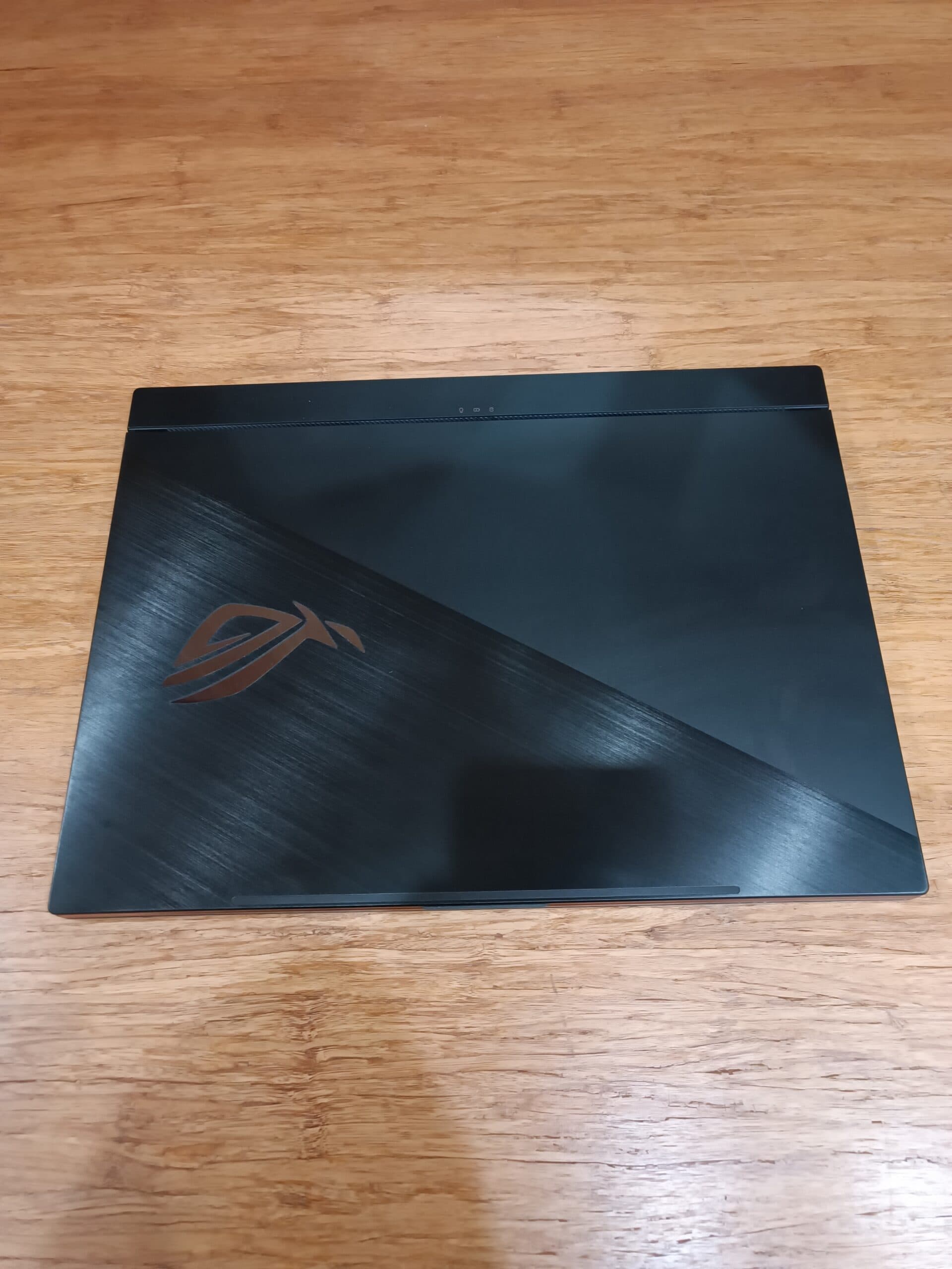 لپ تاپ دست دوم گیمینگ ایسوس مدل ROG Zephyrus GX531S — تصویر ۳