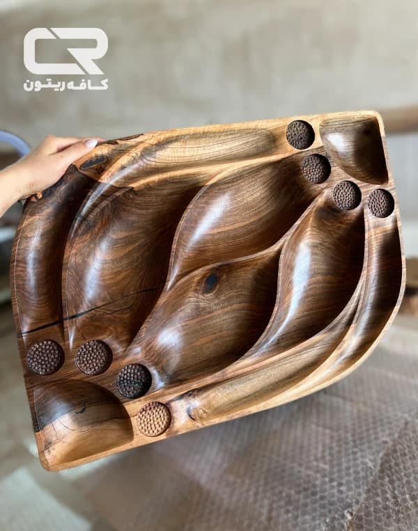 سینی مزه طرح طاووس با چوب گردو — تصویر ۳