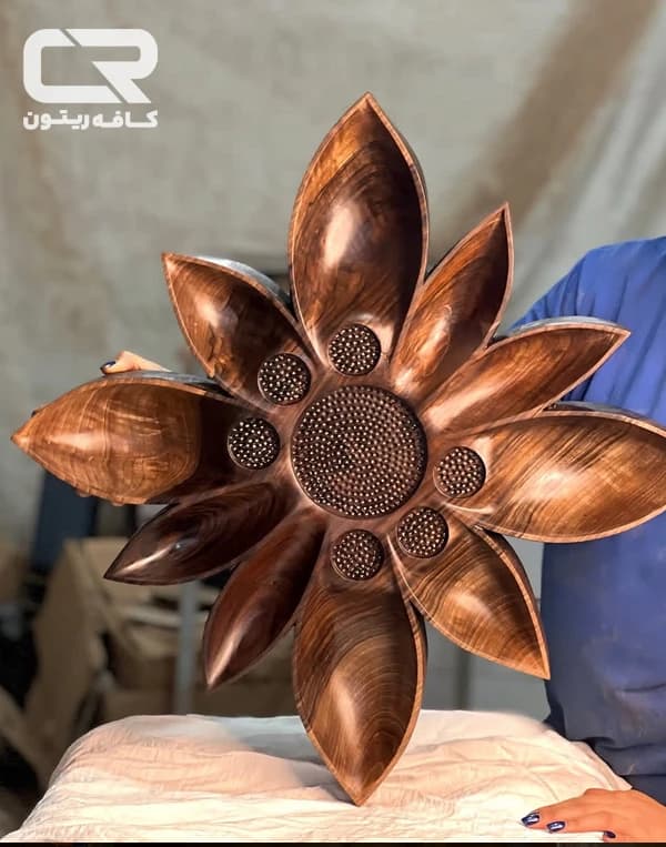 سینی مزه طرح نیلوفر با چوب گردو — تصویر ۳