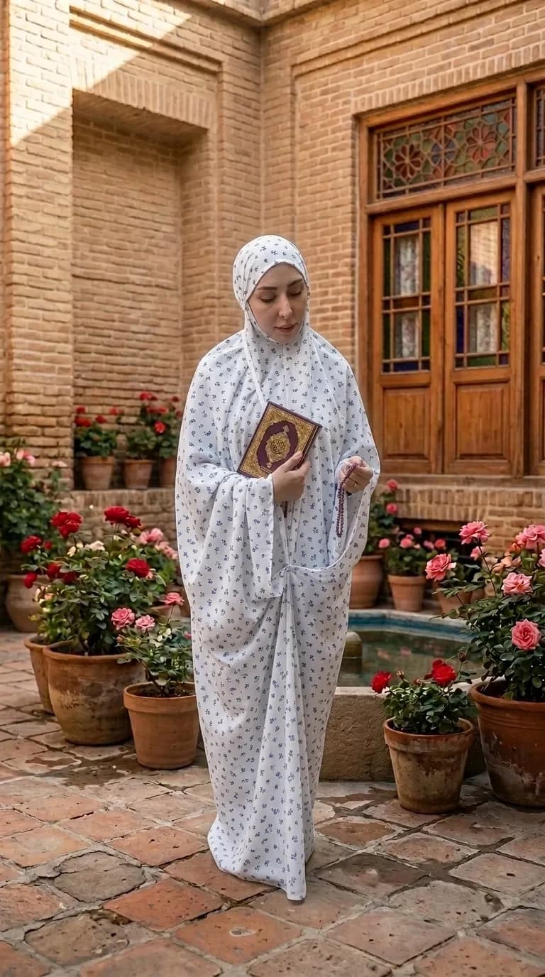 چادر نماز کیسه ای گلدار — تصویر ۲