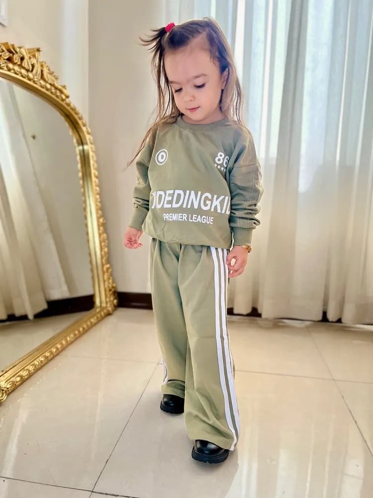 دورس و شلوار اسپرت بچگانه — تصویر ۴
