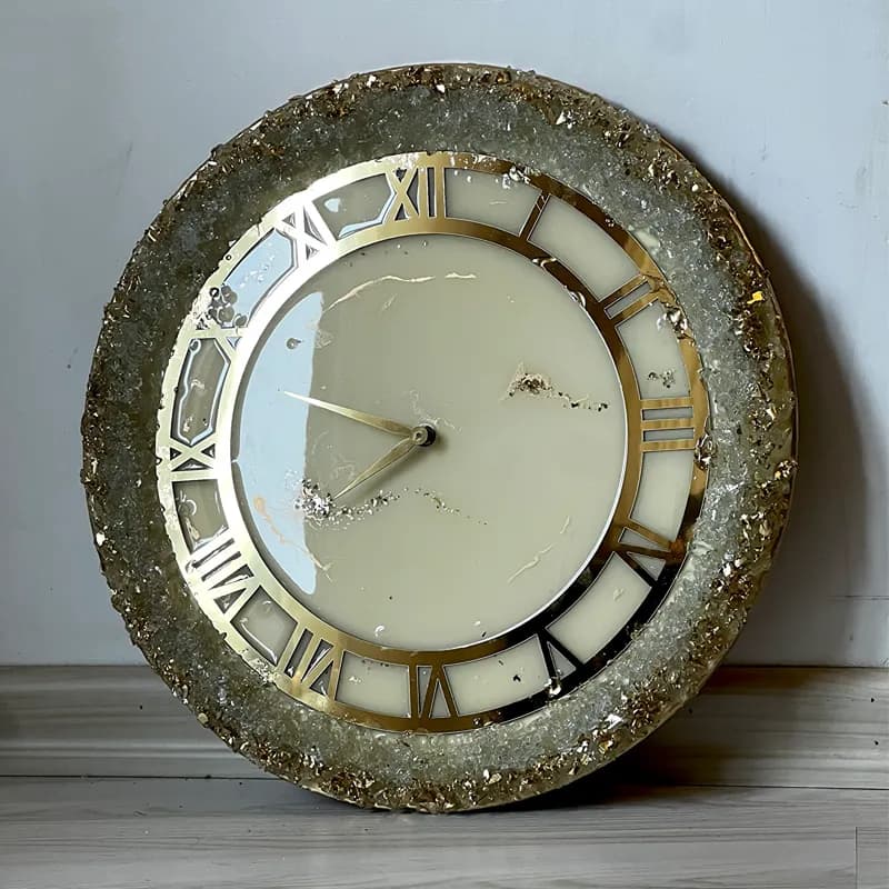 ساعت دیواری رزینی سبز دورنگ