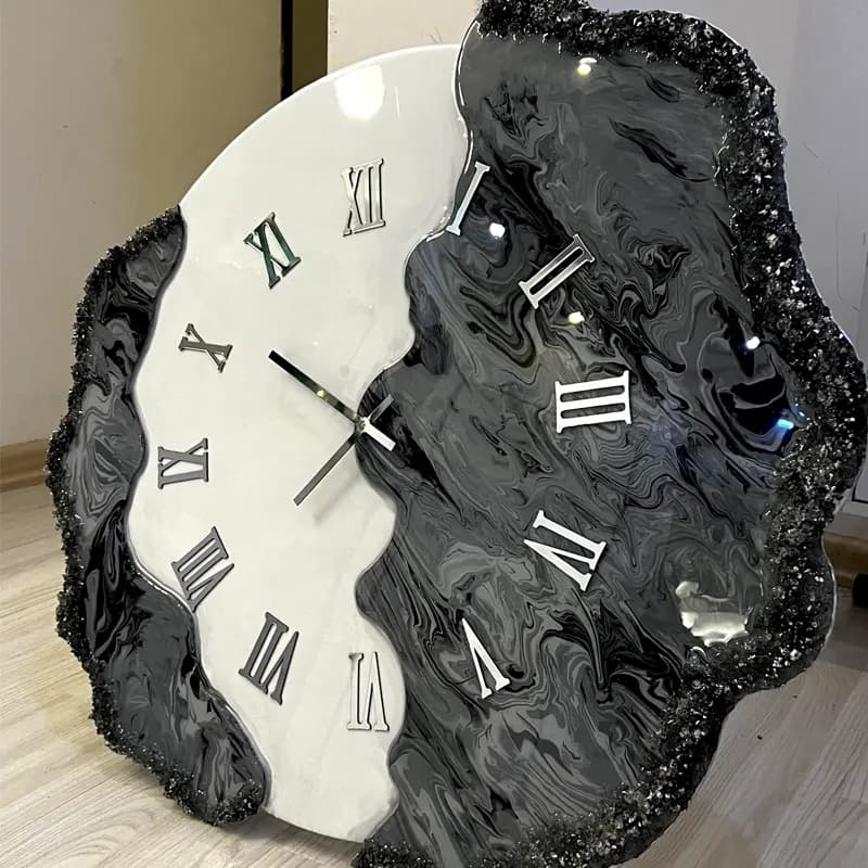 ساعت دیواری لوکس رزینی طرح سنگ آگات (مشکی و سفید)