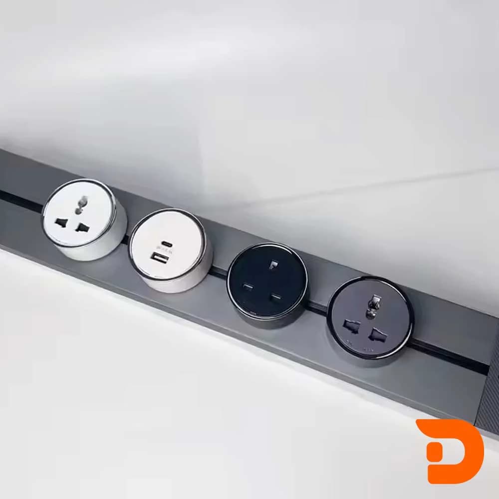 پریز توکار ریلی ملونی کد Track Socket 10070