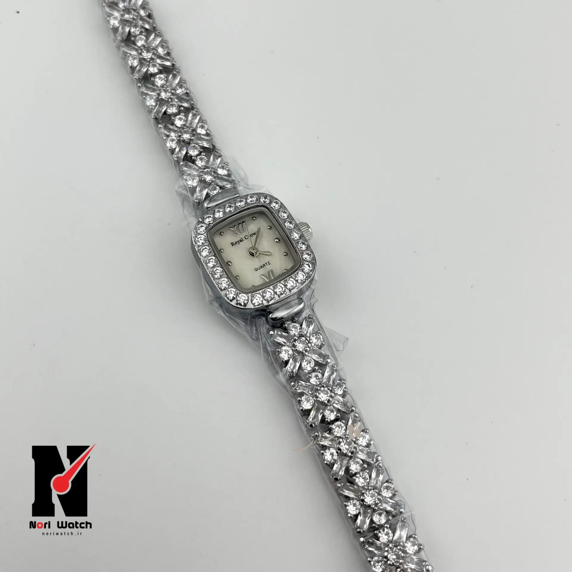 ساعت مچی زنانه رویال کرون نگین دار Royal Crown — تصویر ۴