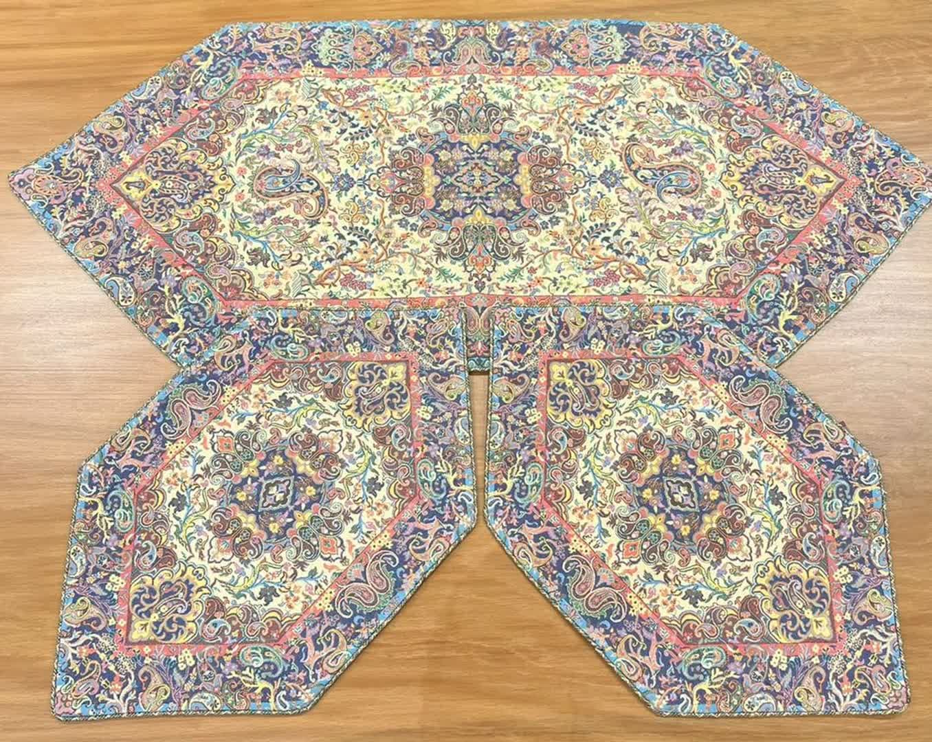رومیزی ترمه ابریشم 3 تیکه طرح سپهسالار کد 4